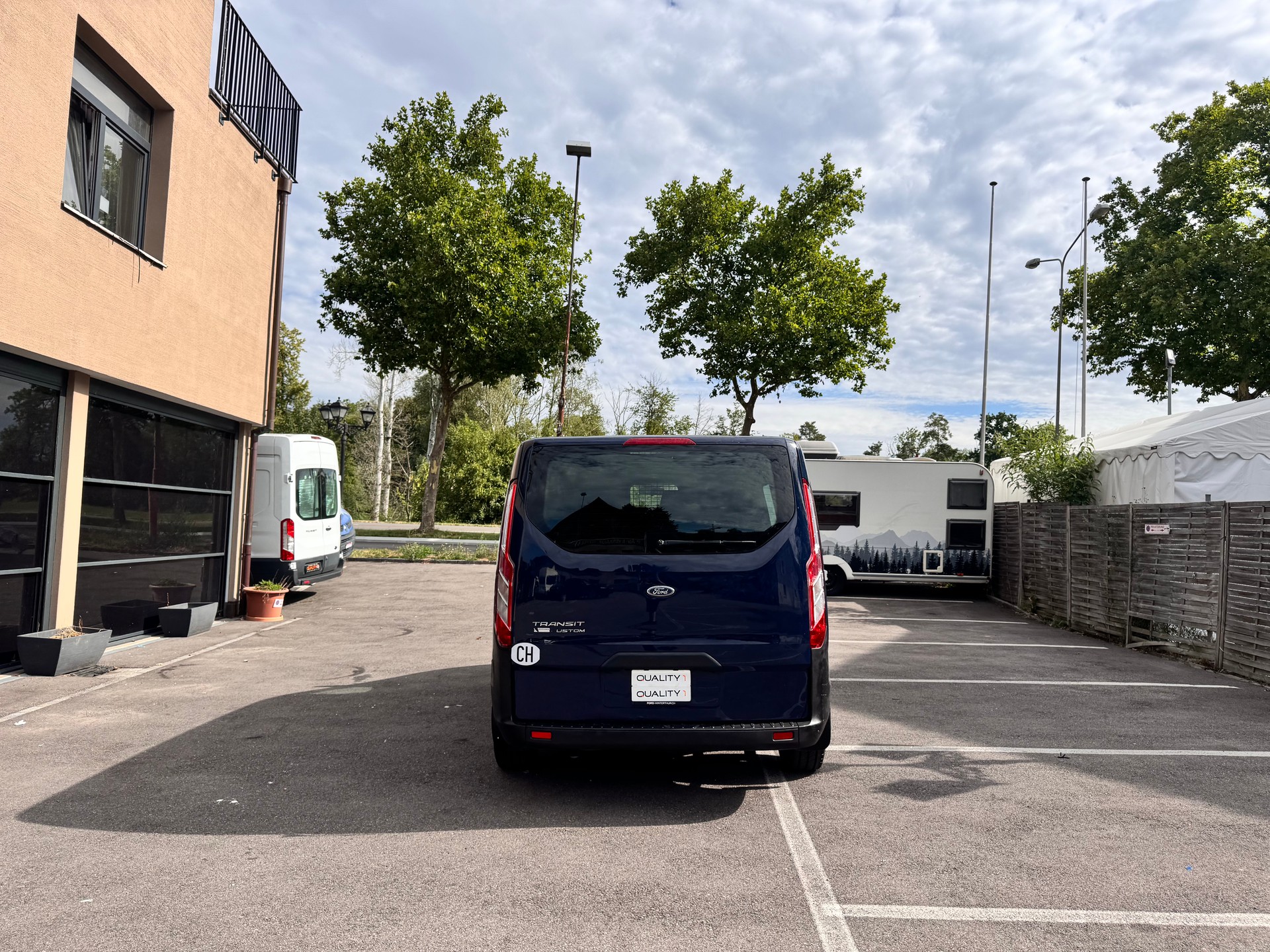 FORD Transit Custom Van 250 L1H1 Startup-image-7