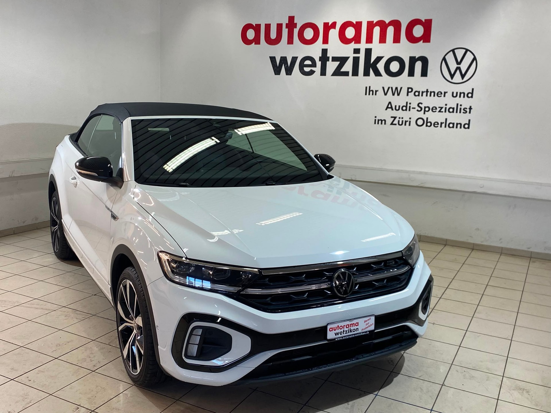 VW T-Roc Cabriolet 1.5 TSI EVO R-Line DSG-image-2