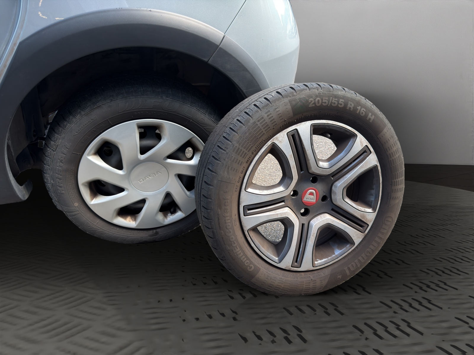 DACIA Sandero TCe 90 Comfort Automatic-image-19