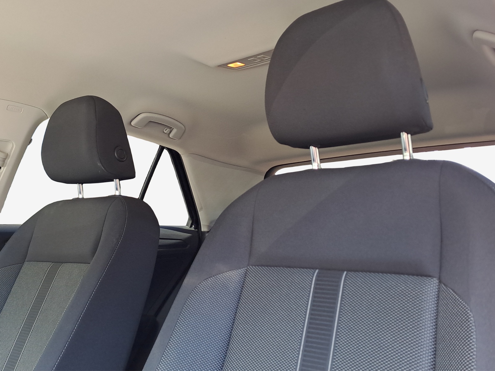 VW T-Roc 1.5 TSI EVO Life DSG-image-14