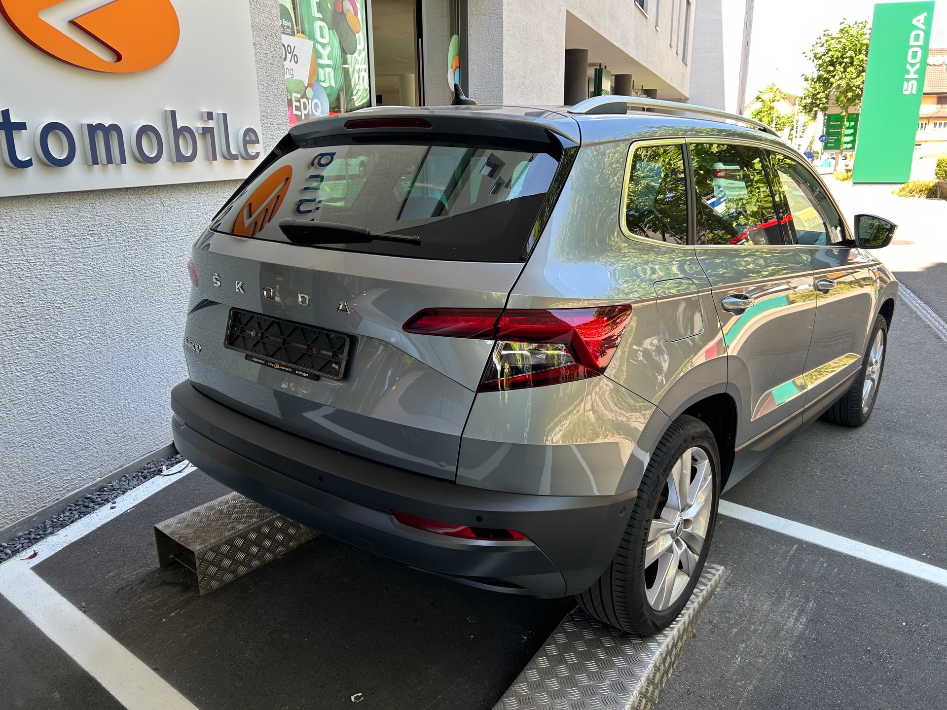 SKODA Karoq 1.5 TSI ACT Style DSG-image-2