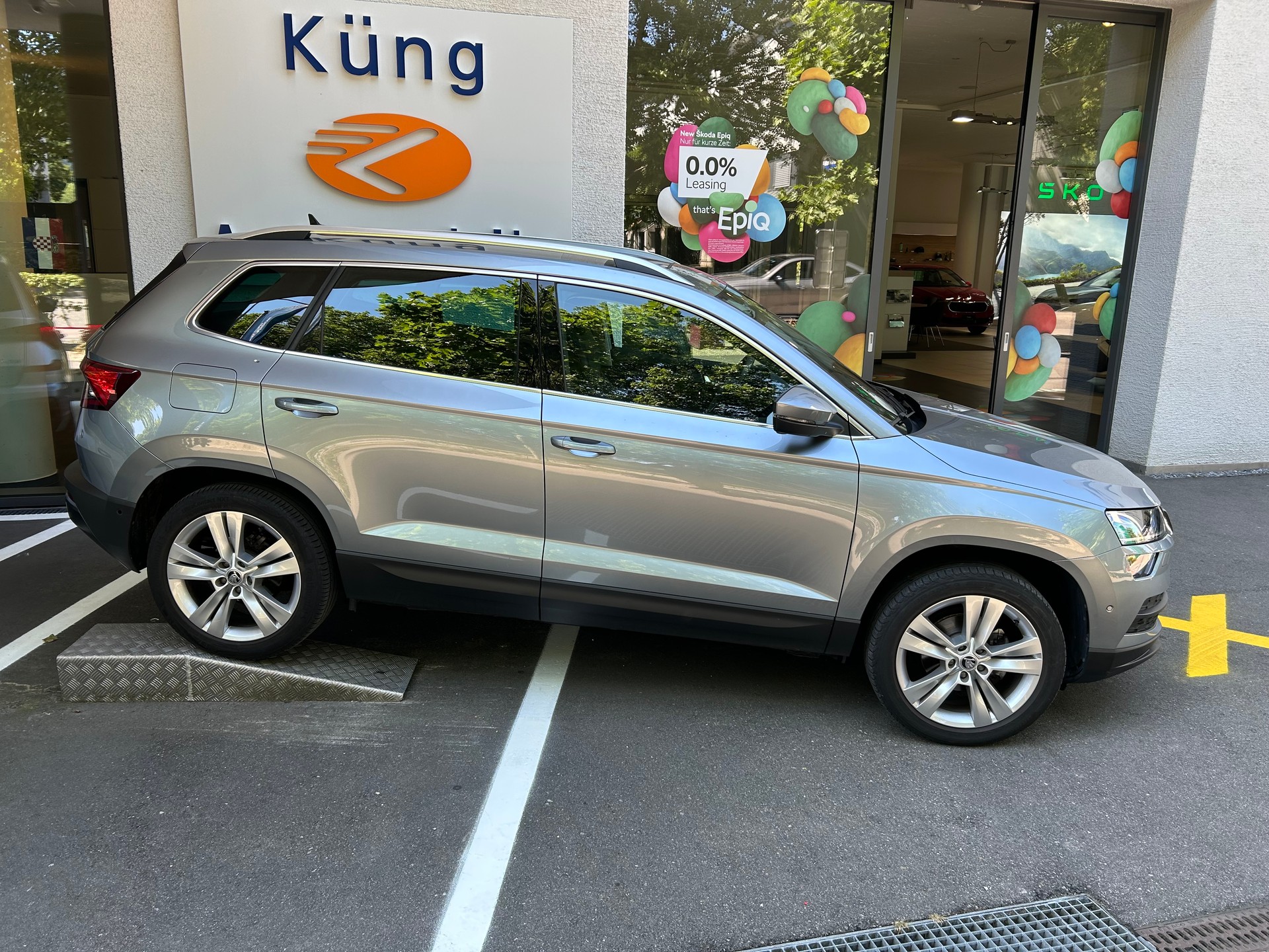SKODA Karoq 1.5 TSI ACT Style DSG-image-1