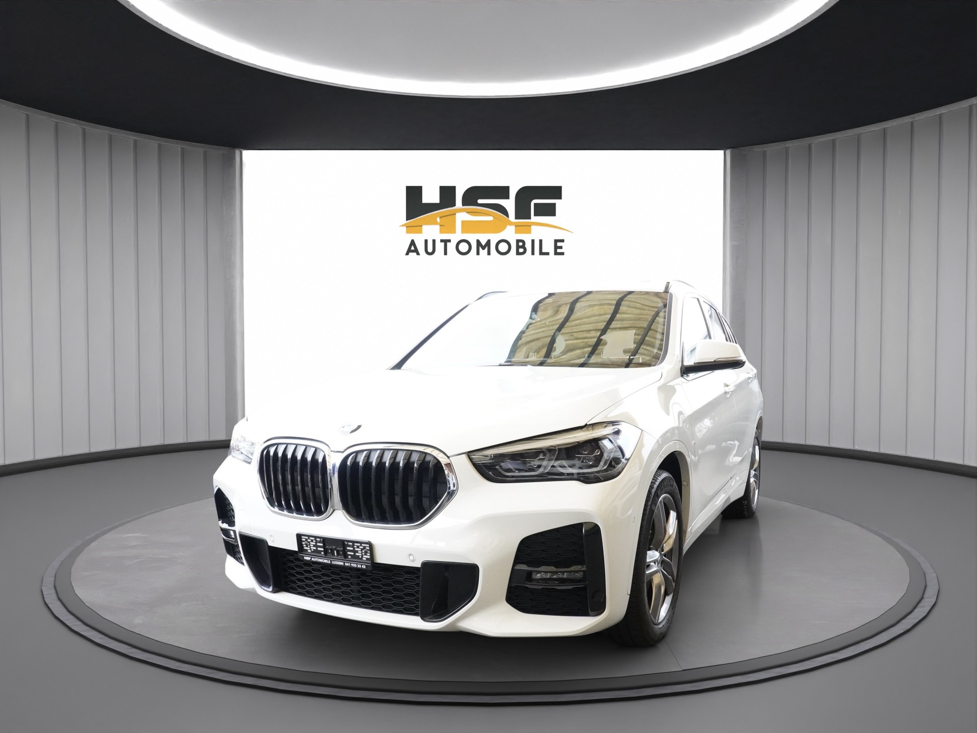 BMW X1 xDrive 20d M Sport Steptronic *CH Fahrzeug & AHK 2000 KG**-image-5