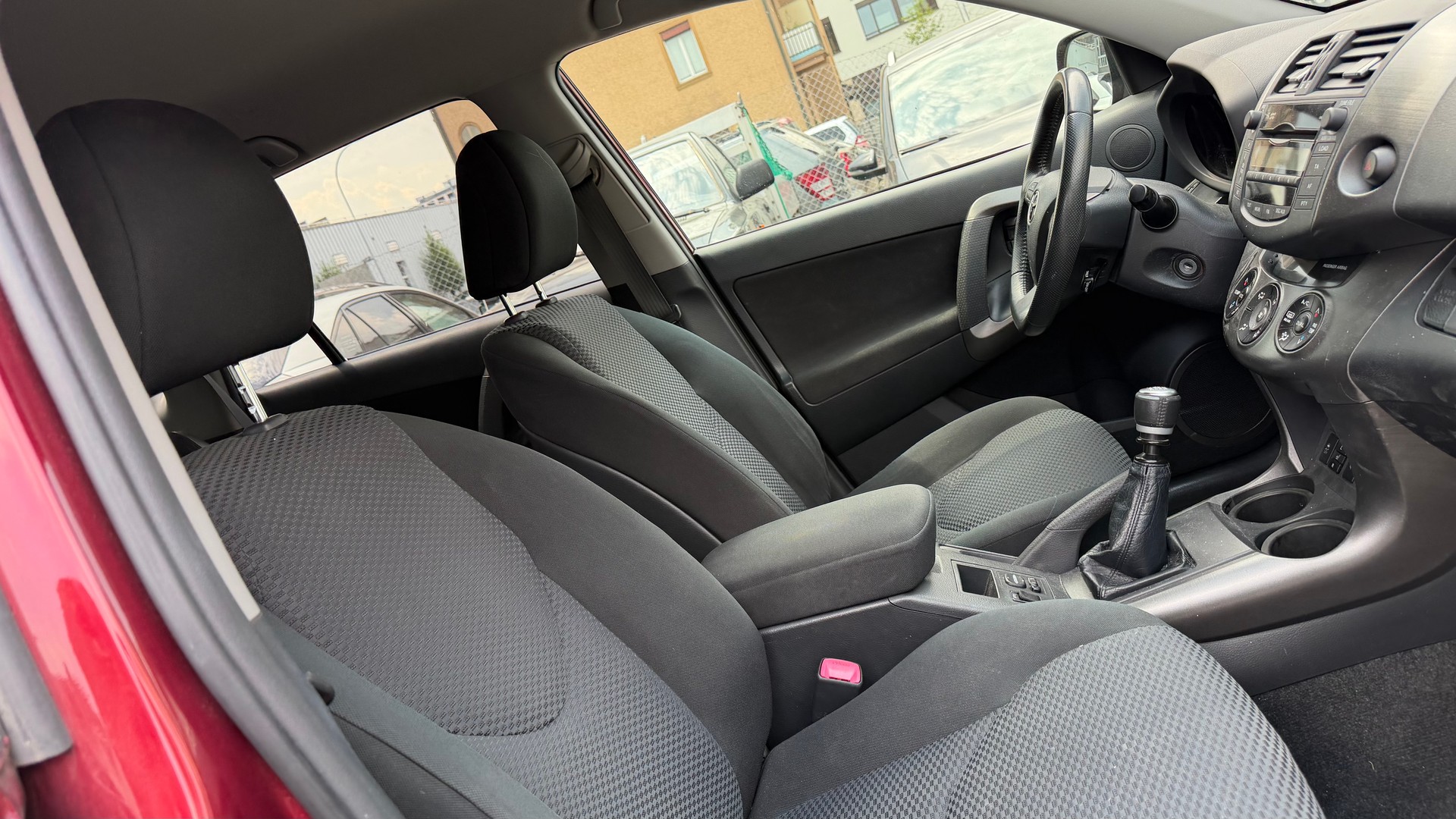 TOYOTA RAV-4 2.0 16V Linea Luna-image-5
