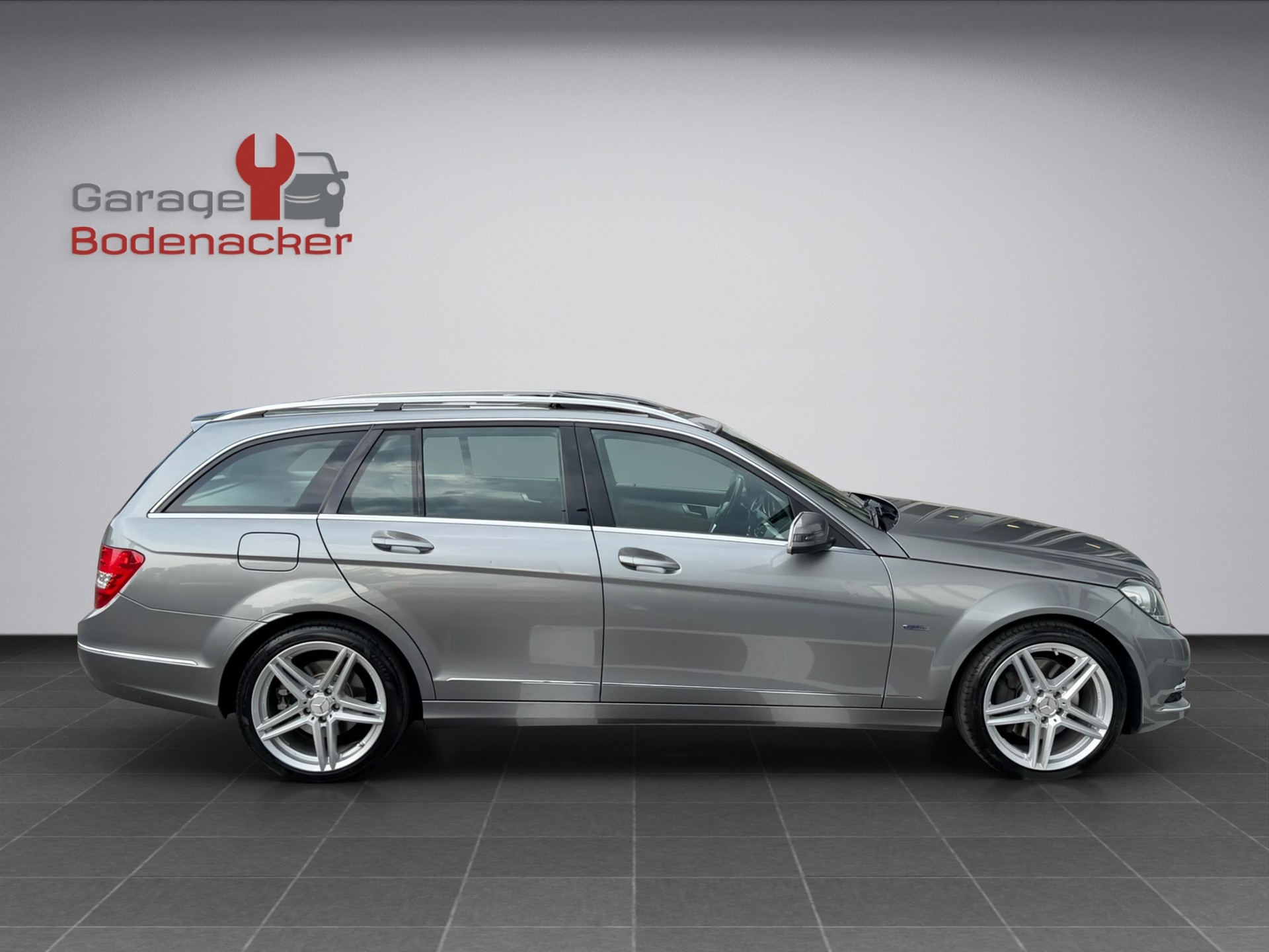 MERCEDES-BENZ C 300 CDI Avantgarde 4Matic 7G-Tronic-image-5