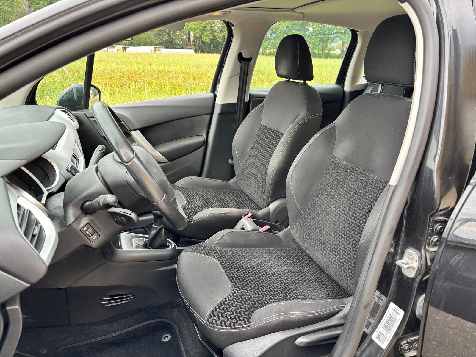 CITROEN C3 1.4i 16V Exclusive-image-13
