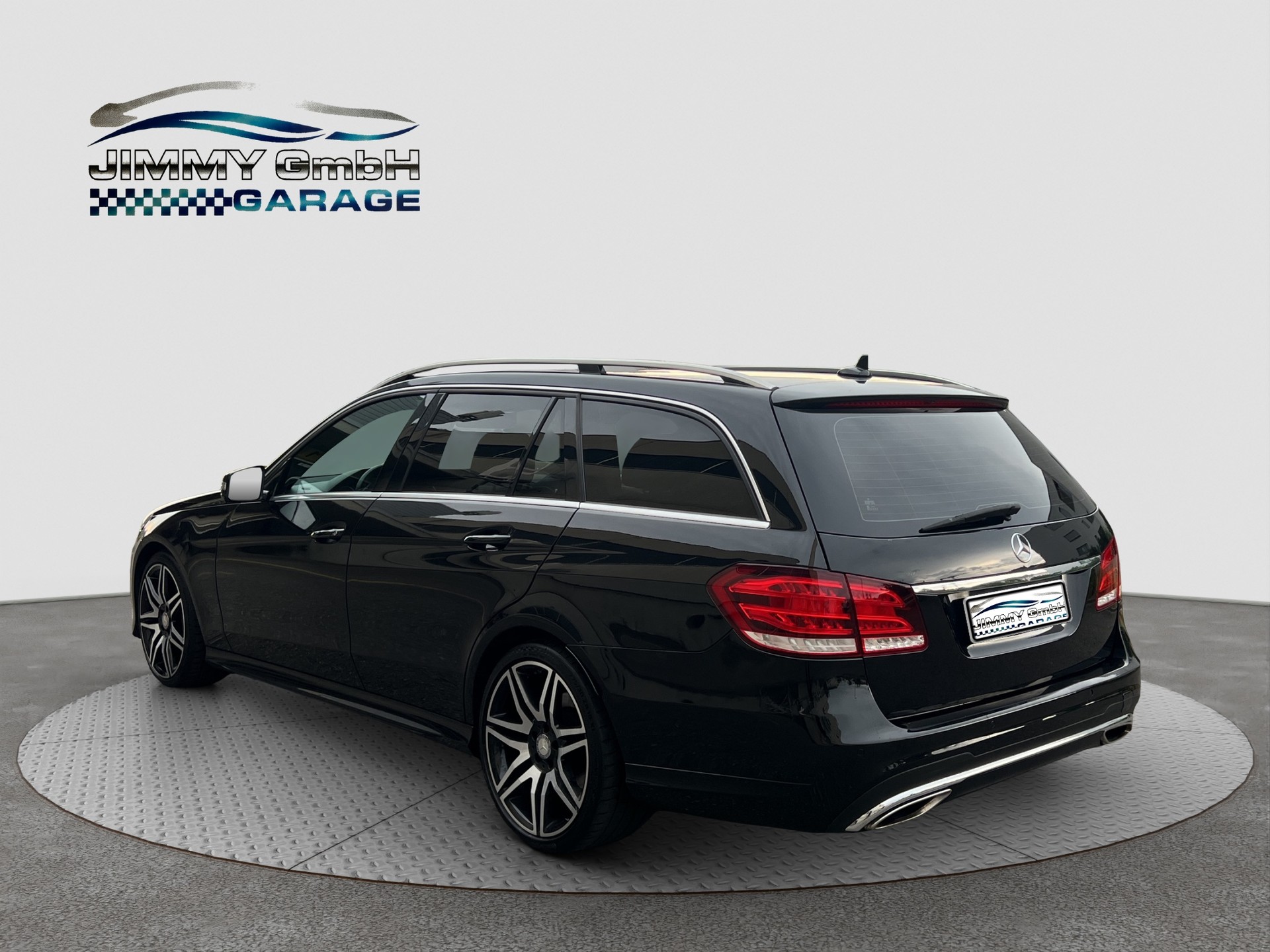 MERCEDES-BENZ E 350 BlueTEC 4Matic 7G-Tronic-image-4