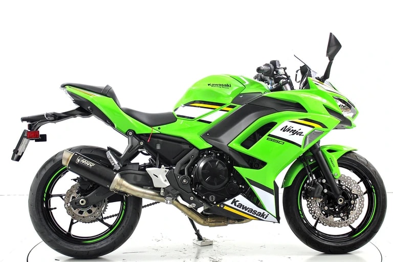 KAWASAKI NINJA 650-showroom-element-3