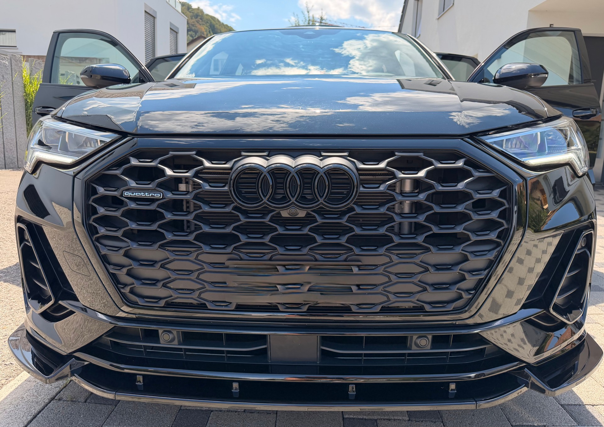 AUDI Sportback 40 TFSI S line quattro-image-1