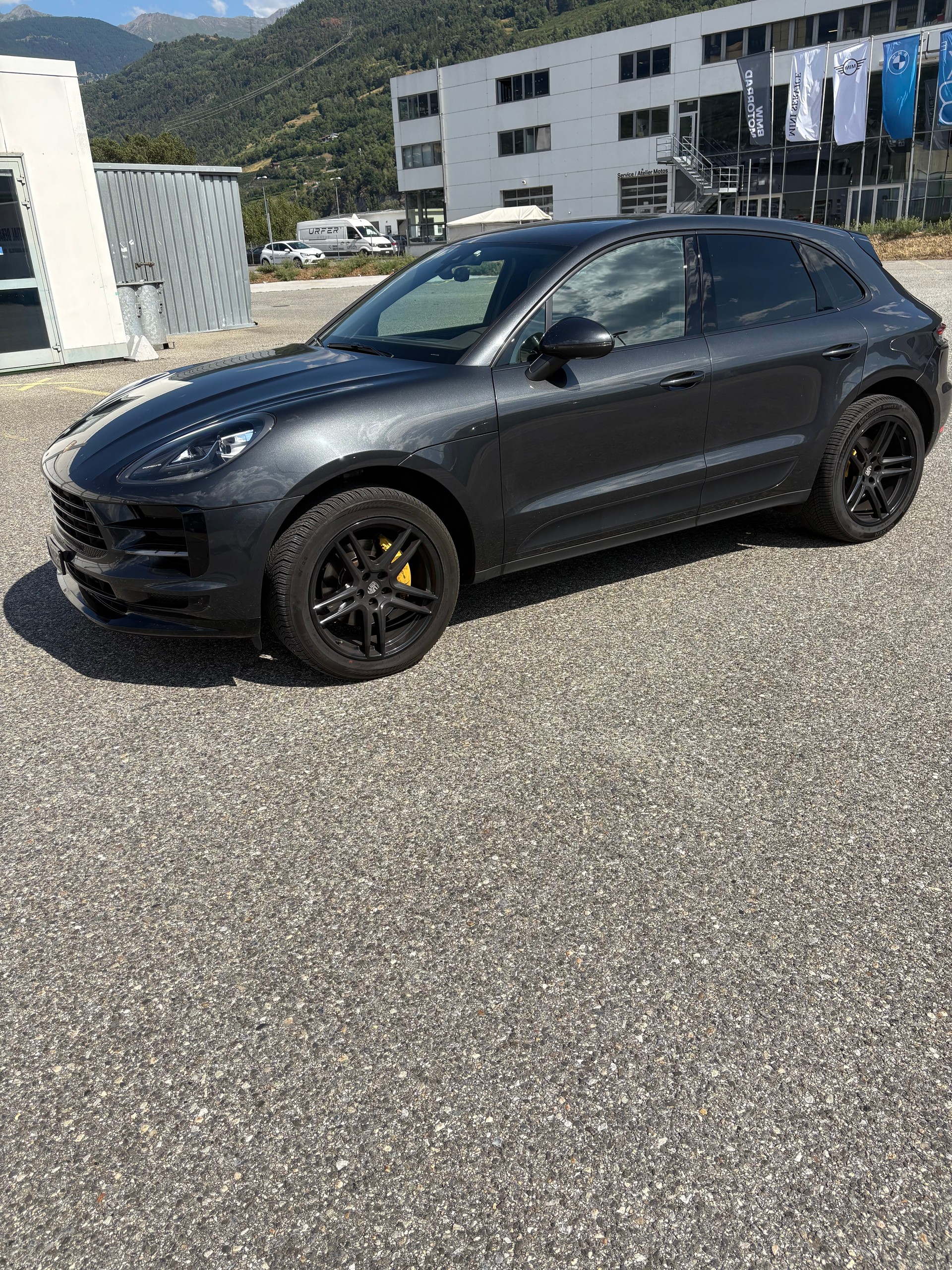 PORSCHE Macan PDK-image-4