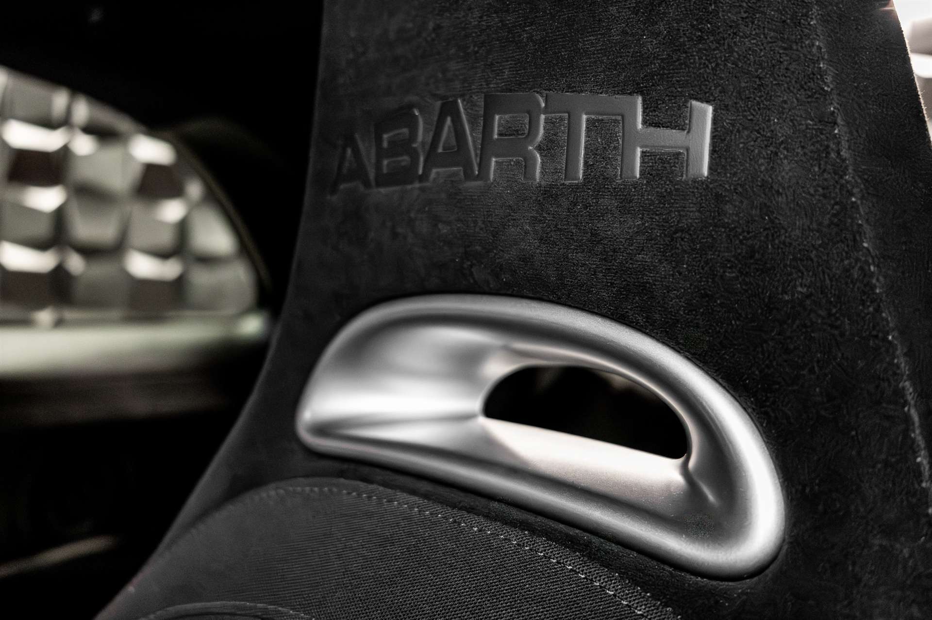 FIAT 595 1.4 16V Turbo Abarth-image-11