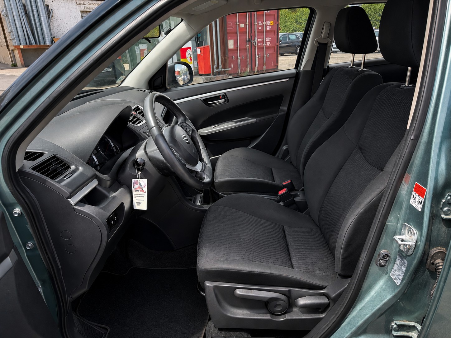 SUZUKI Swift 1.2i 16V GL Top-image-7