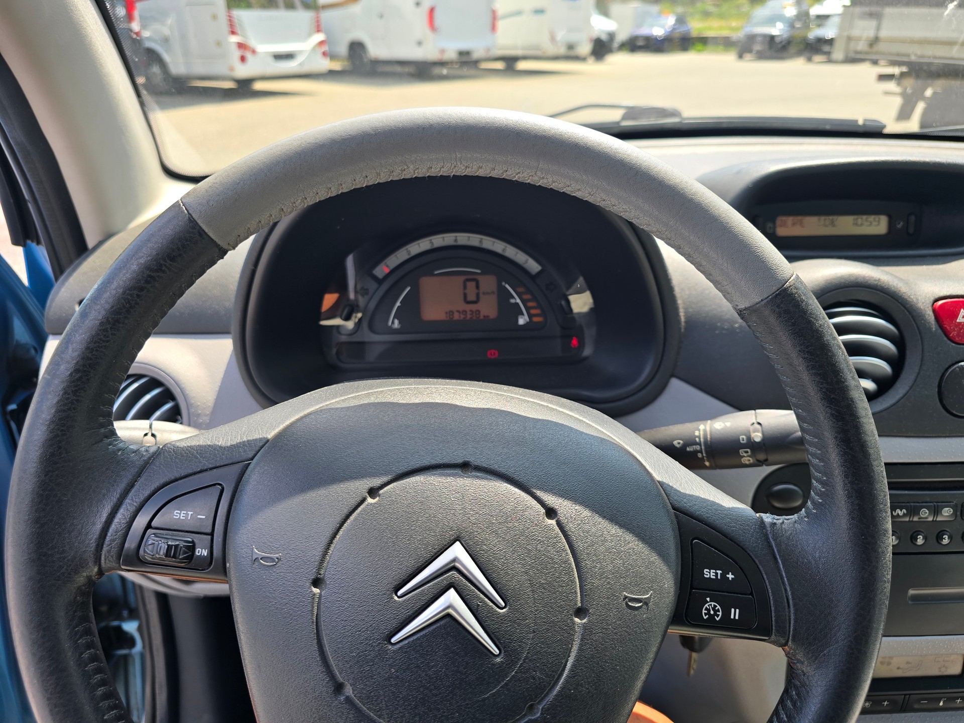 CITROEN C3 1.6i 16V Exclusive-image-8