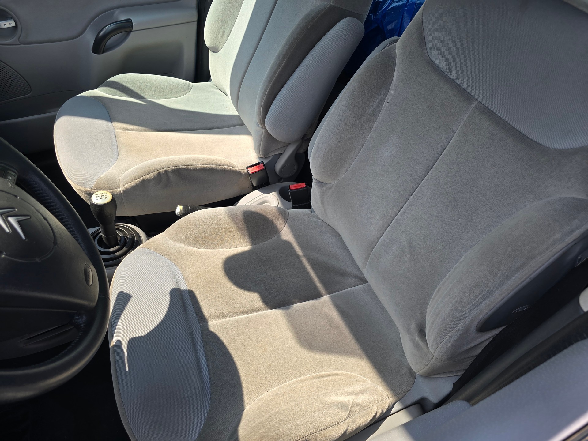 CITROEN C3 1.6i 16V Exclusive-image-5