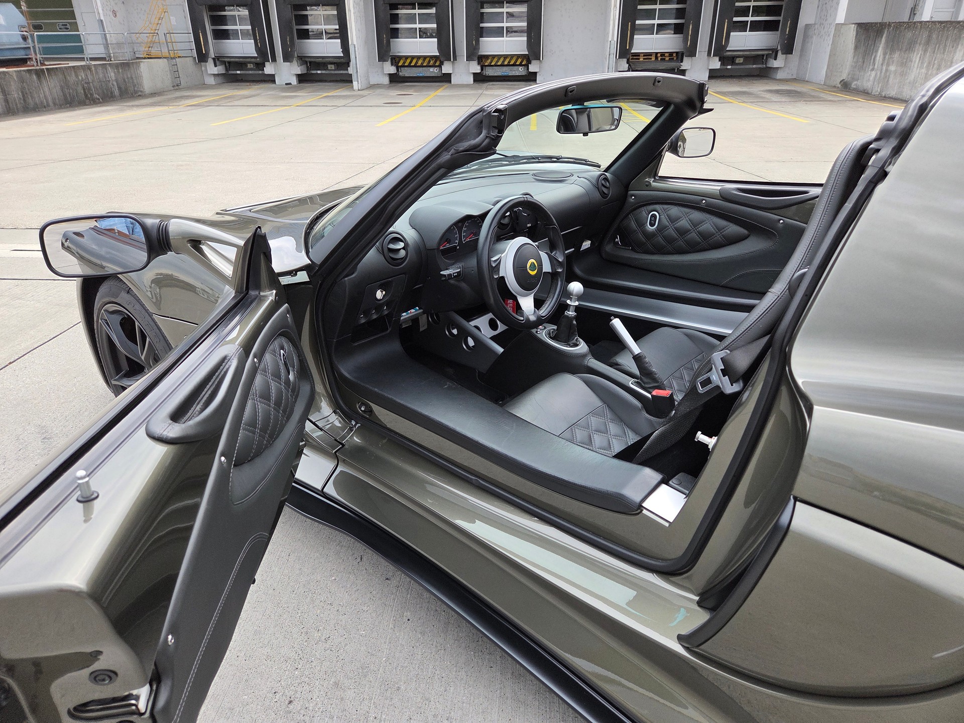 LOTUS 3.5 V6 S-image-10