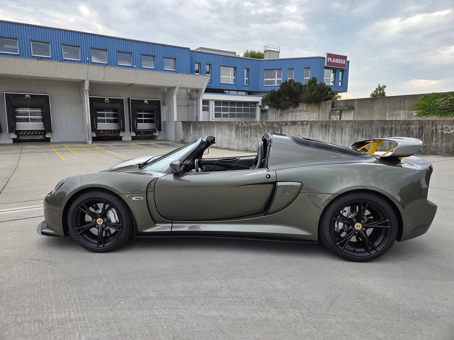 LOTUS 3.5 V6 S-image-1