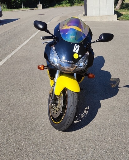 HONDA CBR 900 RR Fireblade FI-image-2