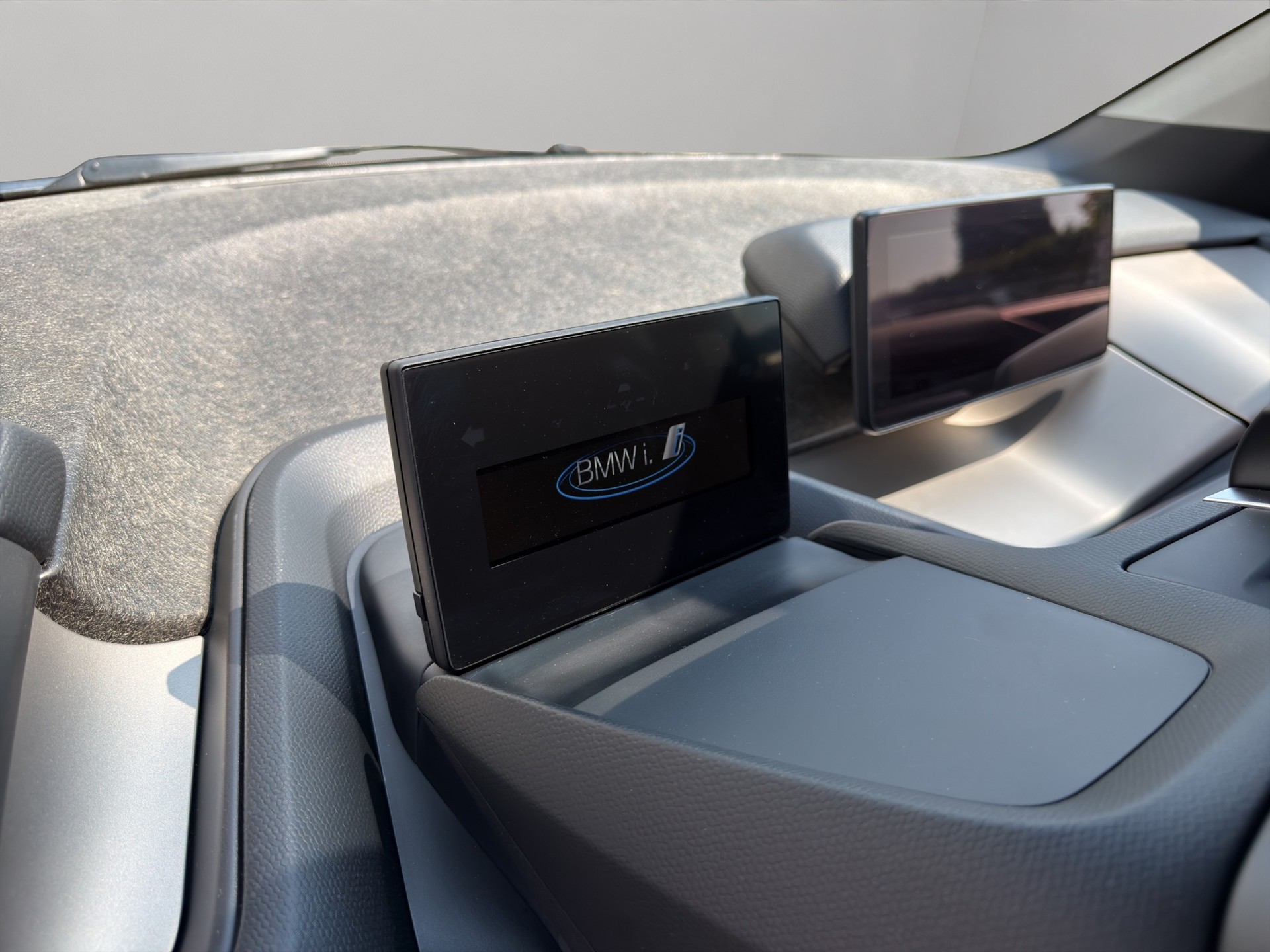BMW i3s (120Ah)-image-12