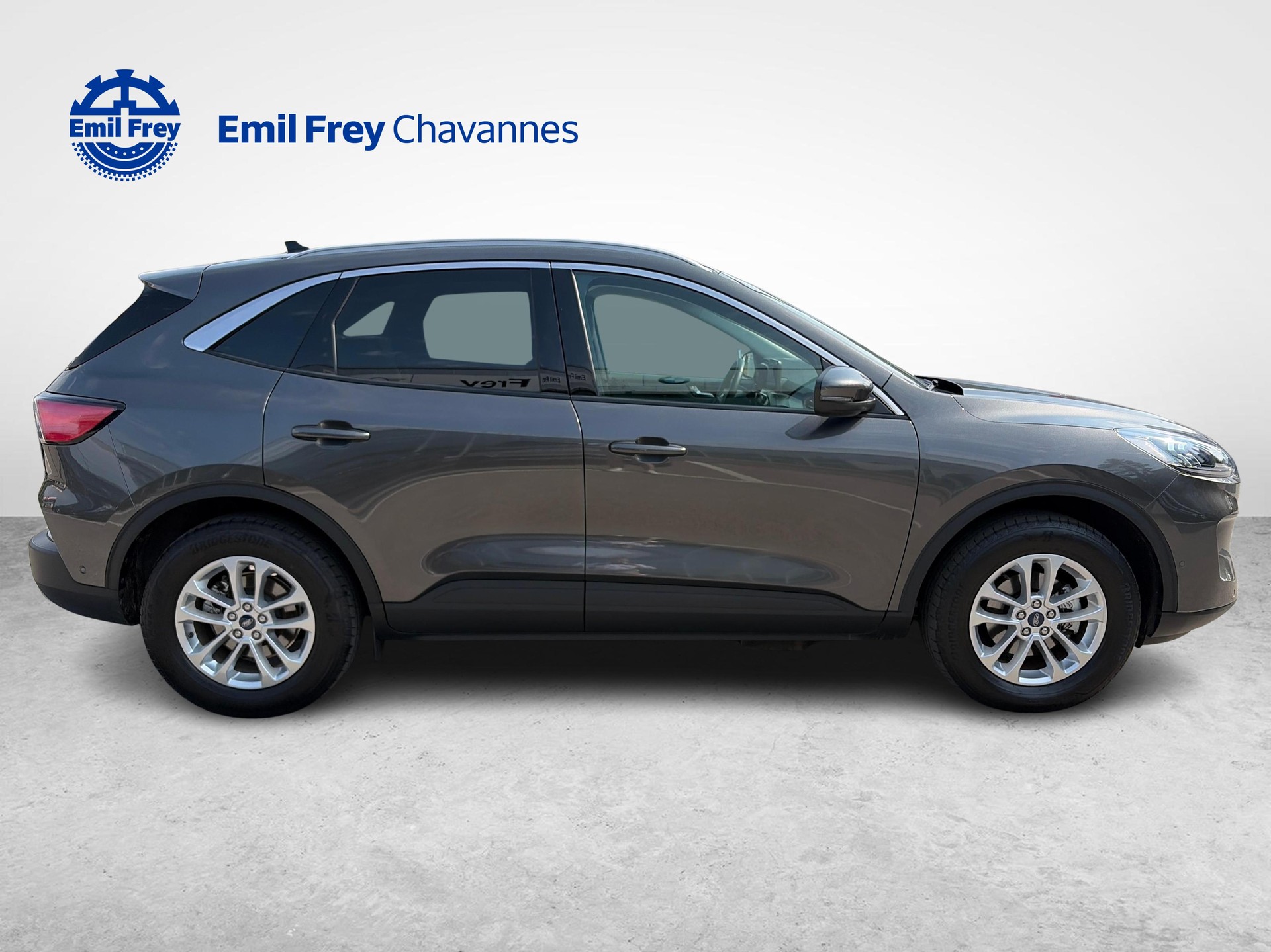 FORD Kuga 2.5 Plug-in Hybrid Titanium X-image-6