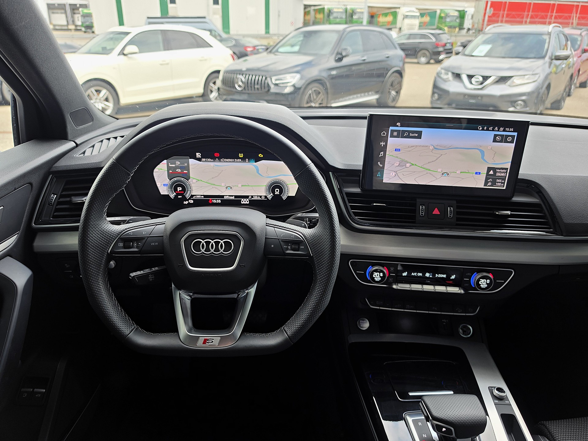 AUDI Q5 55 TFSI e S Line quattro S-Tronic-image-10