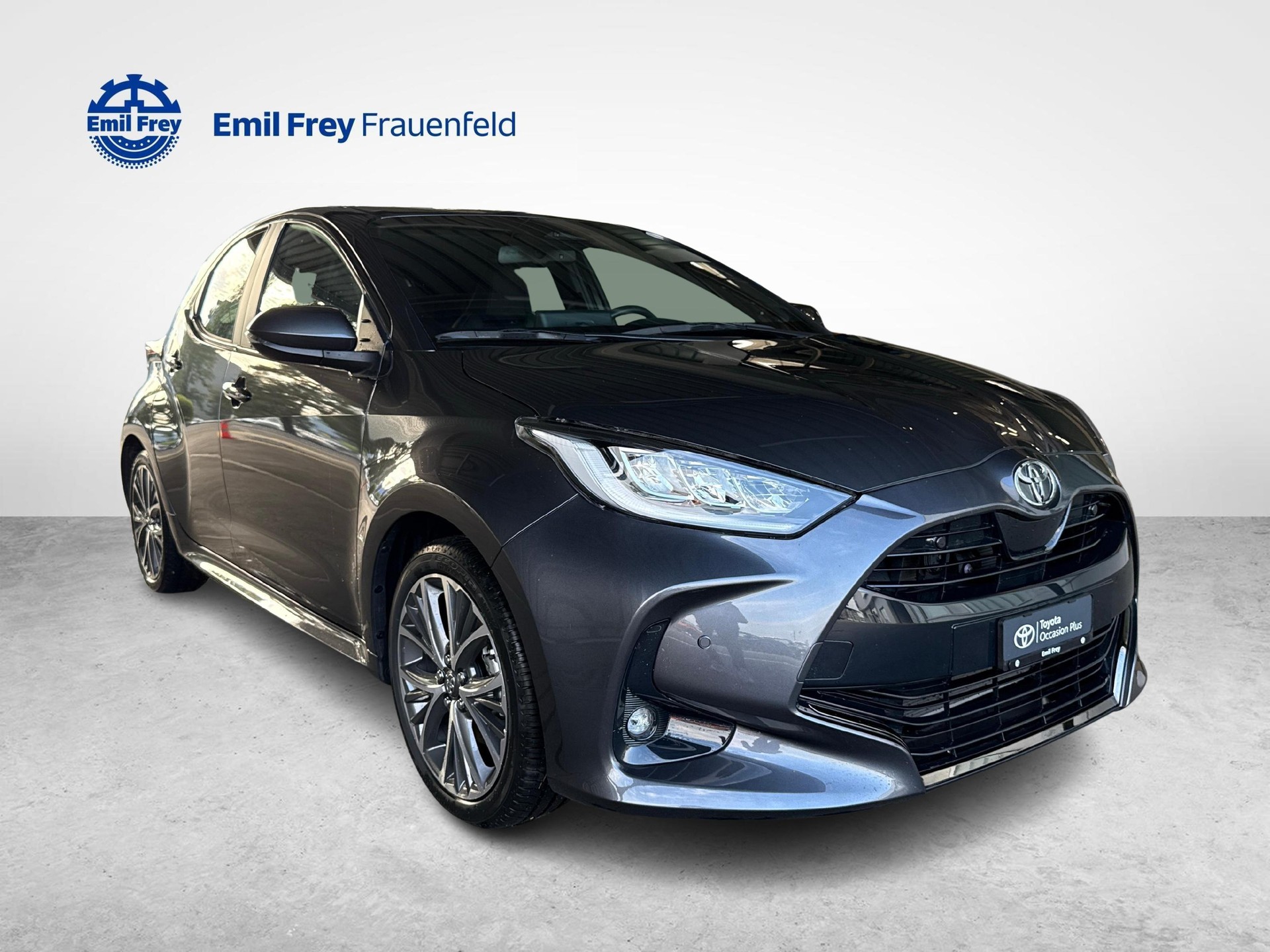 TOYOTA Yaris 1.5 VVT-i HSD Premium-image-6