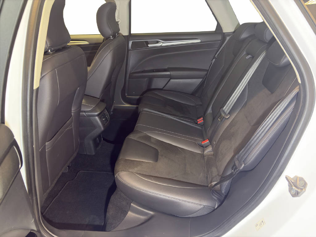 FORD Mondeo Station Wagon 2.0 TDCi 180 Titanium 4x4-image-10