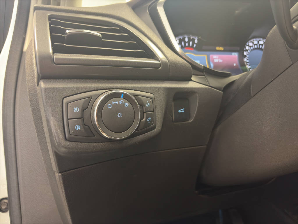 FORD Mondeo Station Wagon 2.0 TDCi 180 Titanium 4x4-image-9