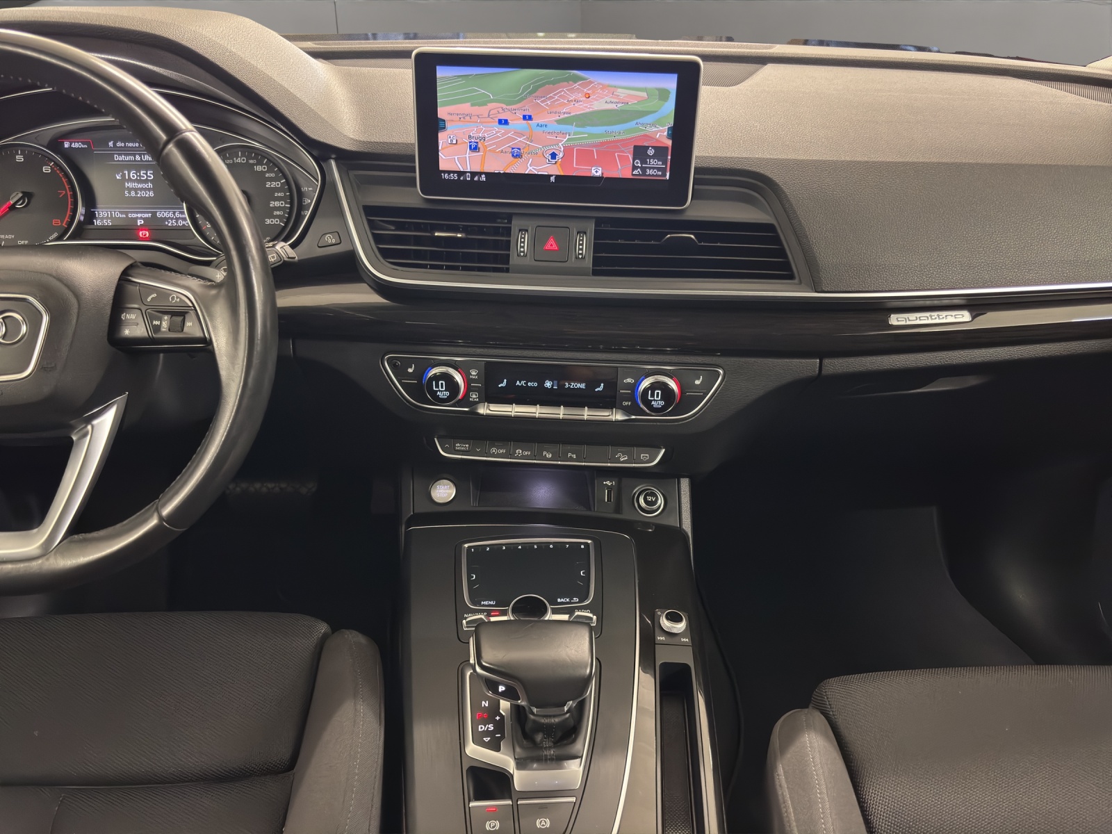 AUDI Q5 2.0 TFSI quattro S-tronic-image-14