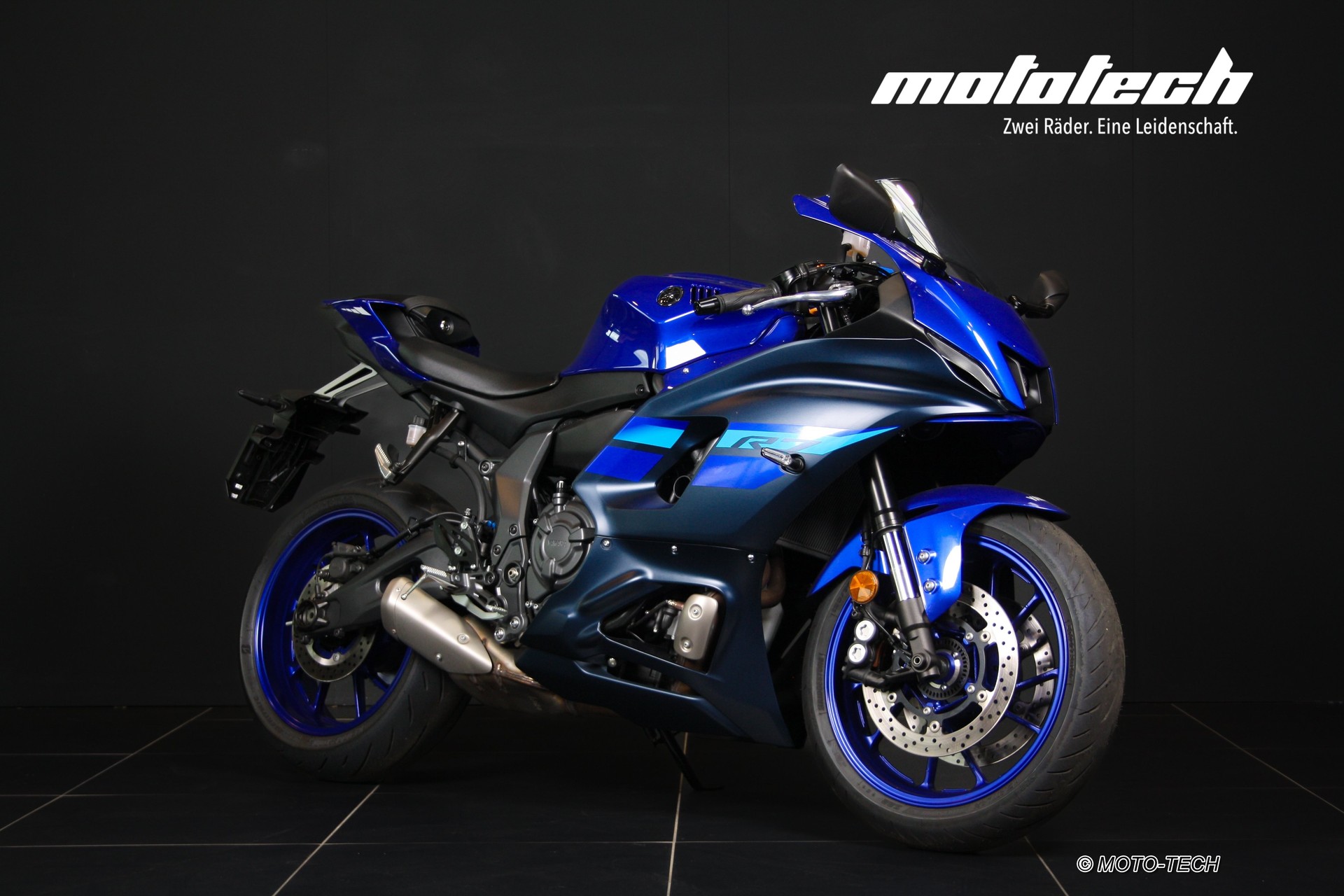 YAMAHA YZF-R7