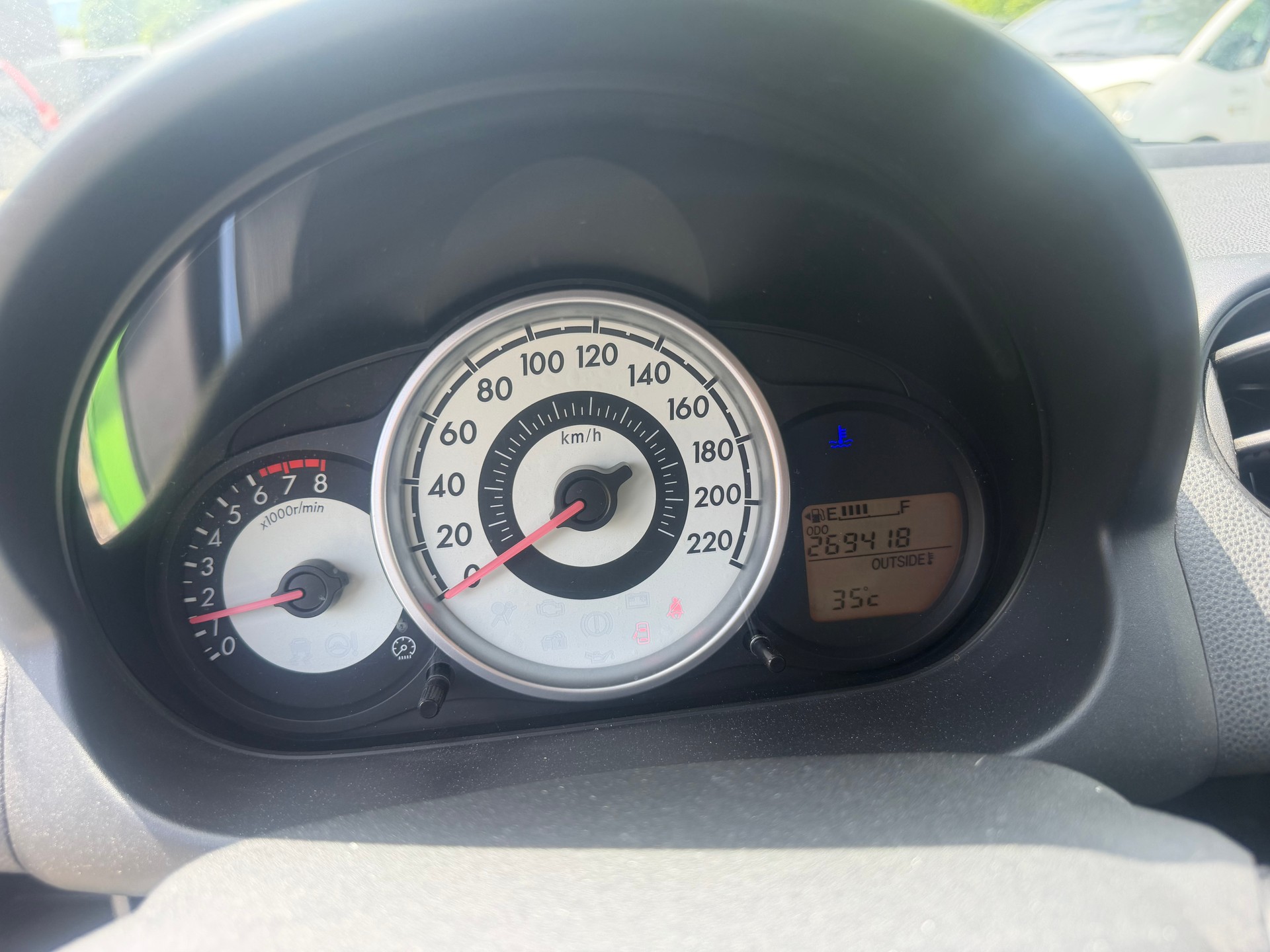 MAZDA 2 1.5i 16V Sport-image-7