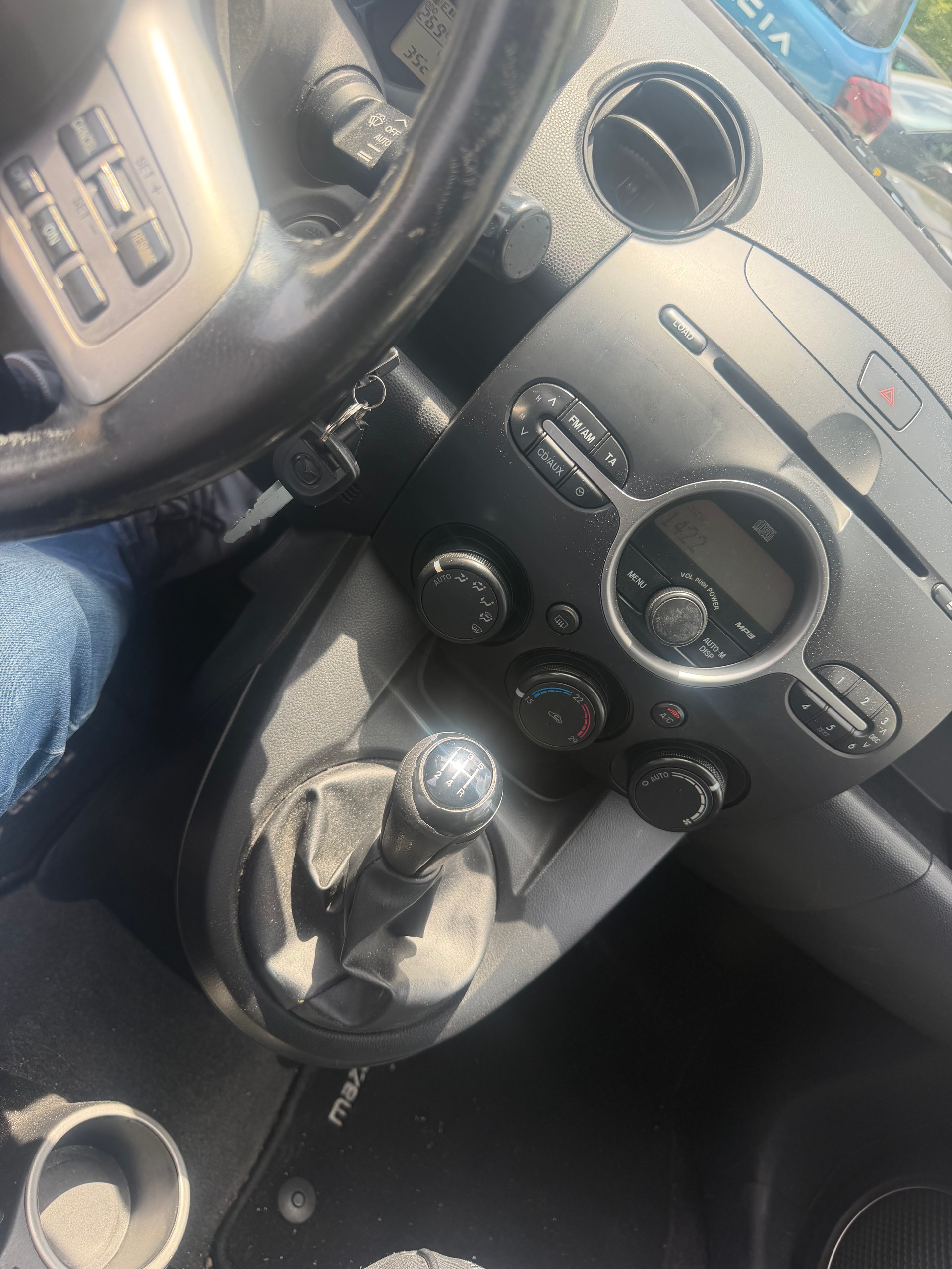 MAZDA 2 1.5i 16V Sport-image-6