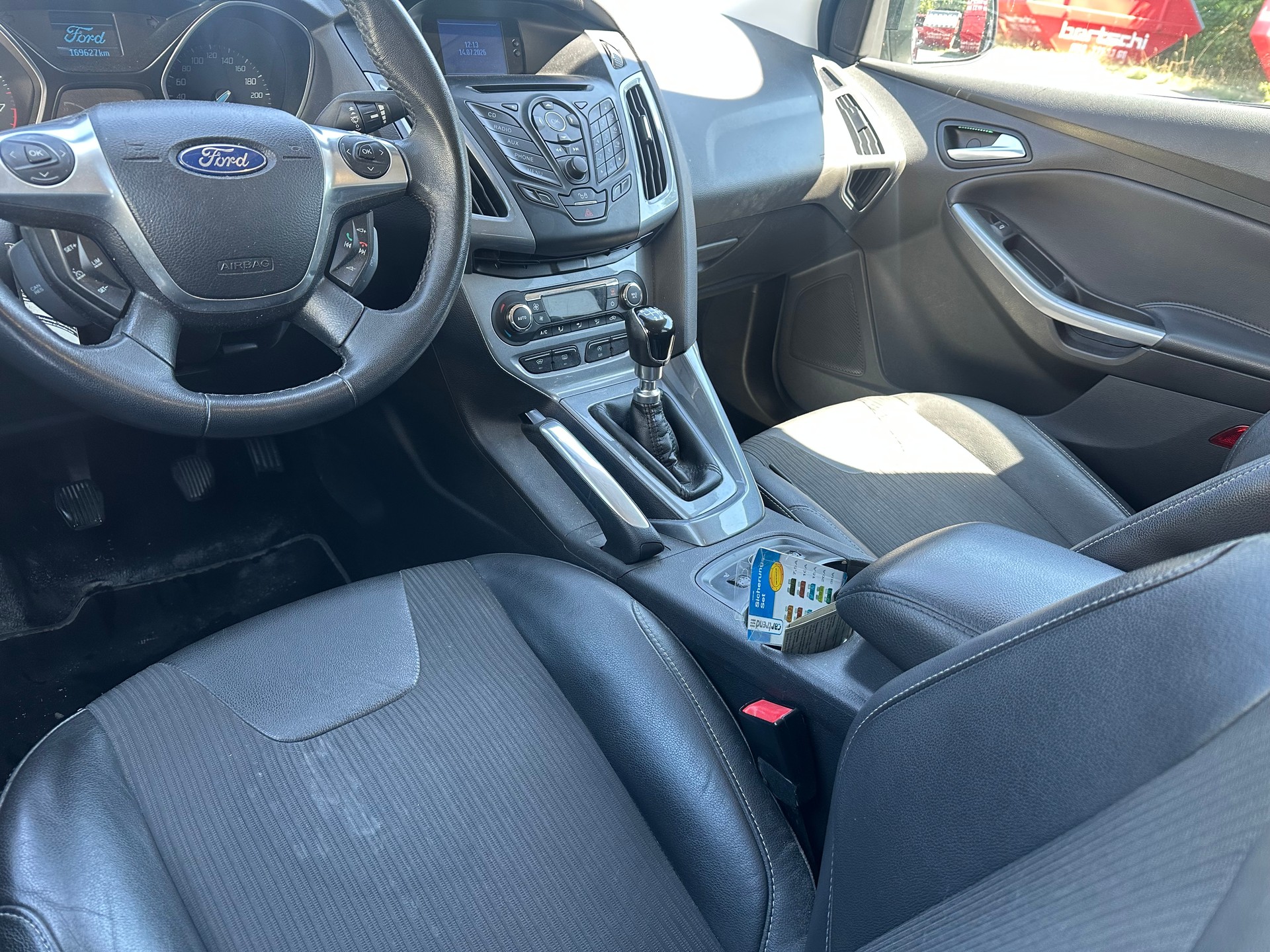FORD Focus 1.6 SCTi Titanium-image-5