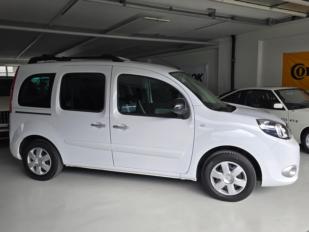 RENAULT Kangoo 1.5 dCi Swiss Edition-image-2