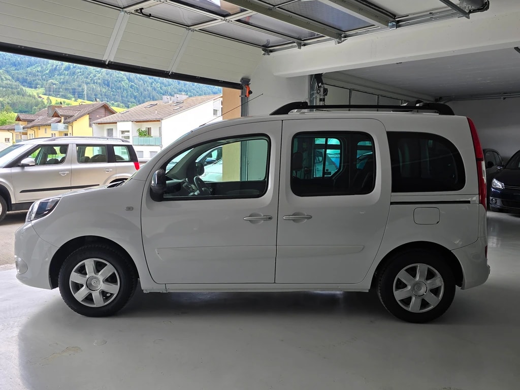 RENAULT Kangoo 1.5 dCi Swiss Edition-image-8