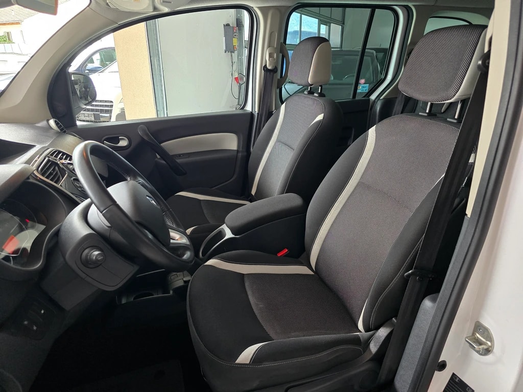 RENAULT Kangoo 1.5 dCi Swiss Edition-image-9
