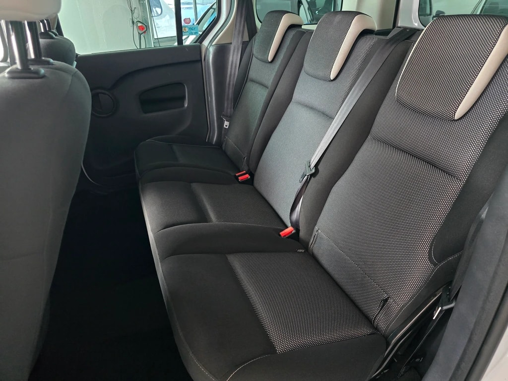 RENAULT Kangoo 1.5 dCi Swiss Edition-image-11