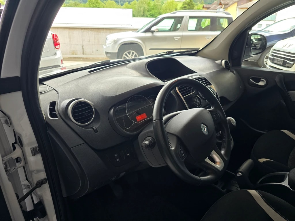 RENAULT Kangoo 1.5 dCi Swiss Edition-image-13