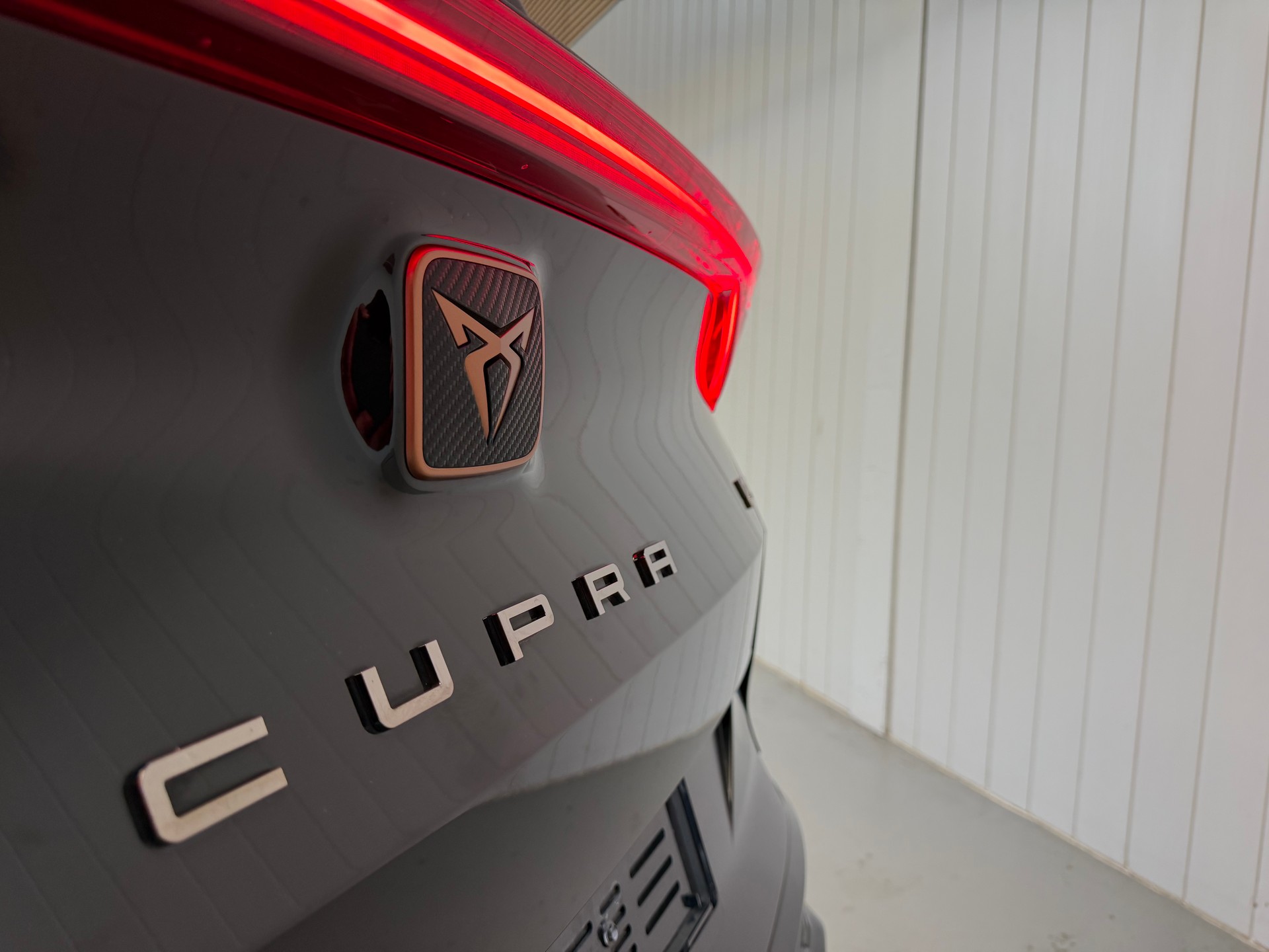 CUPRA Formentor 2.5TSI VZ5 4Drive DSG -frisch ab Service &MFK-image-12