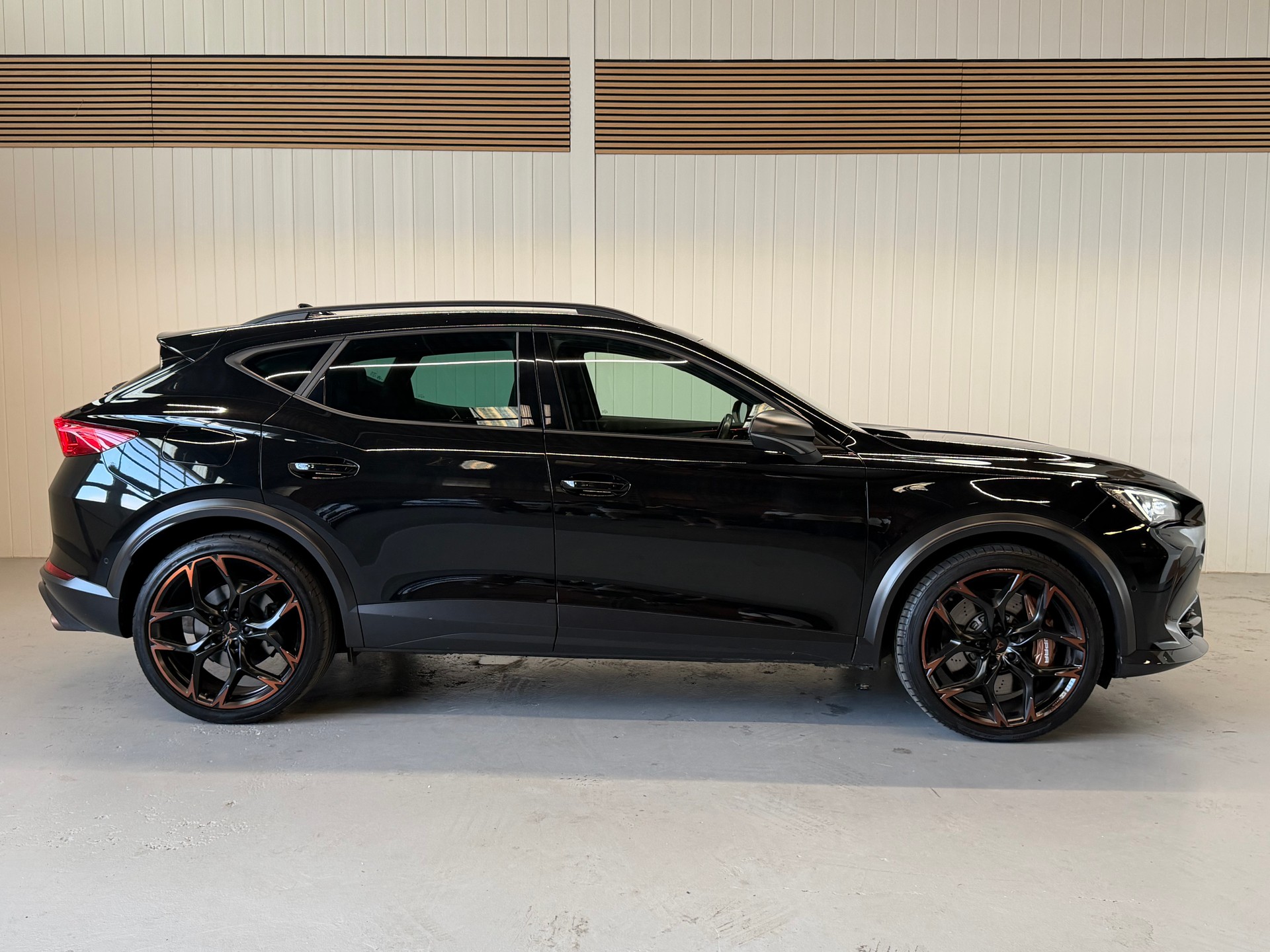 CUPRA Formentor 2.5TSI VZ5 4Drive DSG -frisch ab Service &MFK-image-6