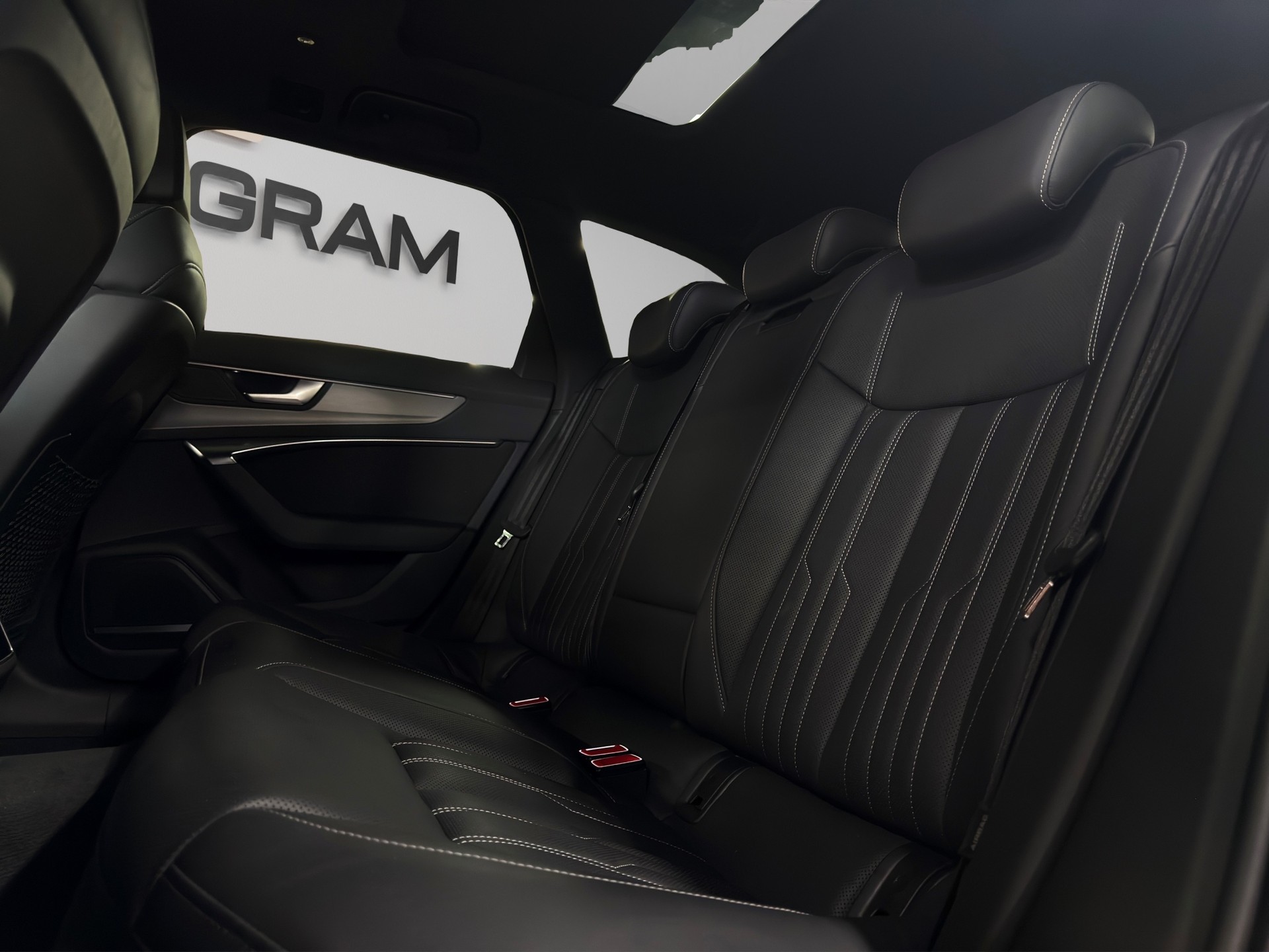 AUDI A6 Avant 45 TFSI Sport Attraction quattro S-tronic-image-29