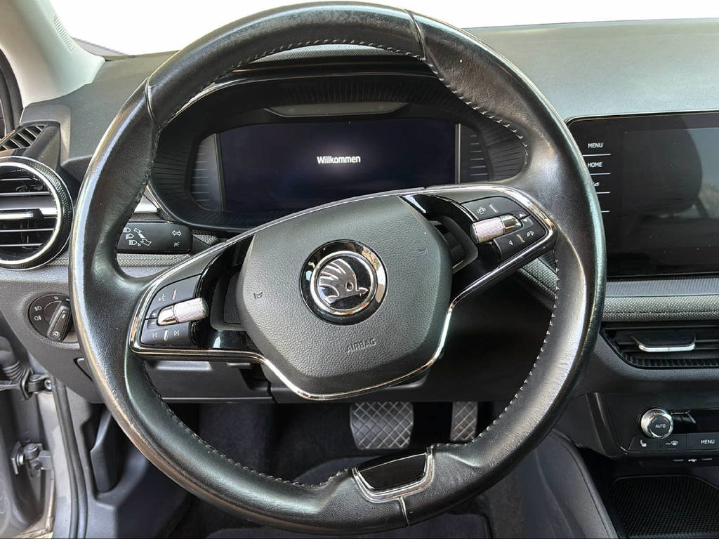 SKODA Fabia 1.0 TSI Ambition DSG-image-7