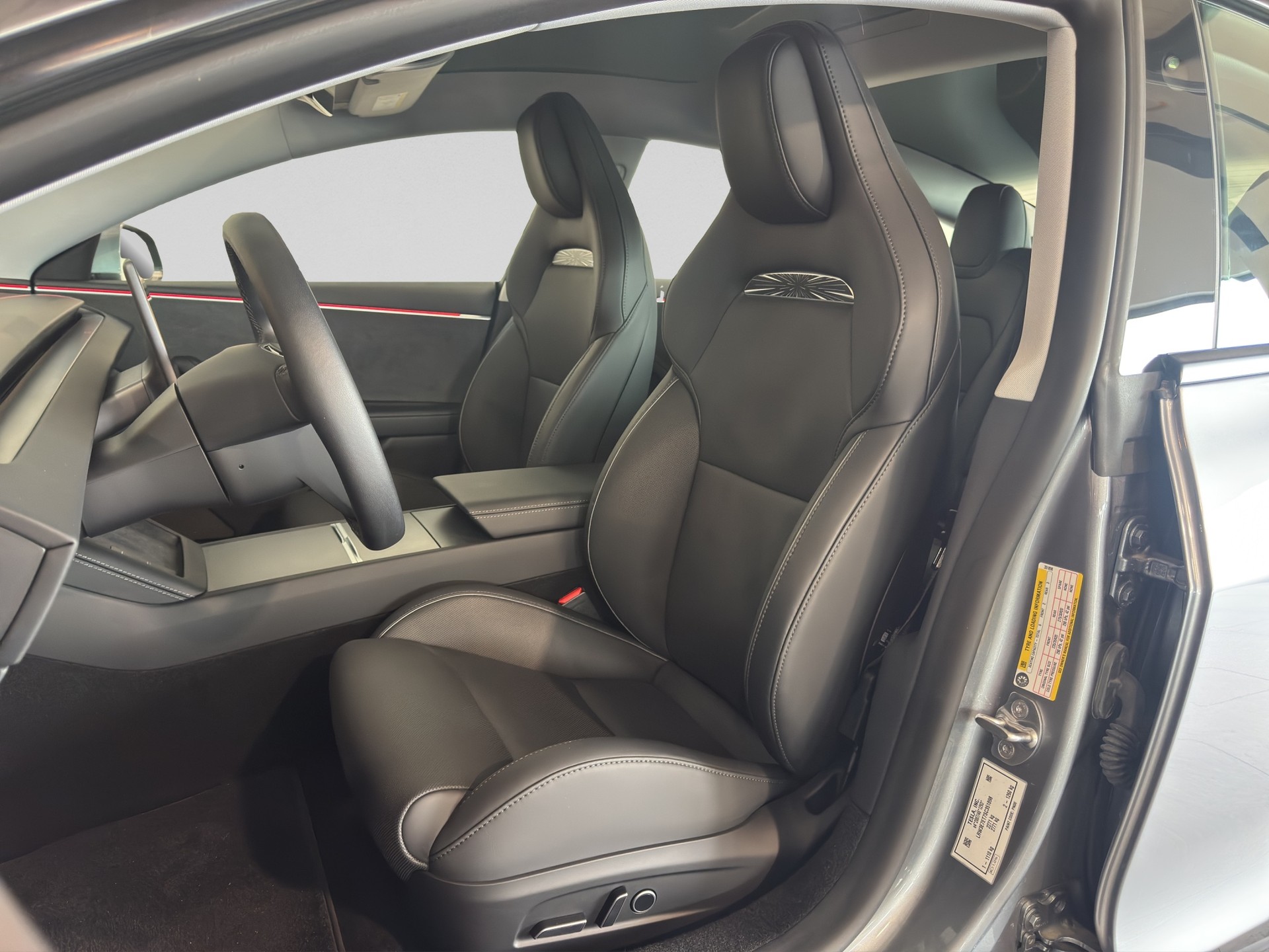 TESLA Model 3 Dual Motor Performance AWD-image-8
