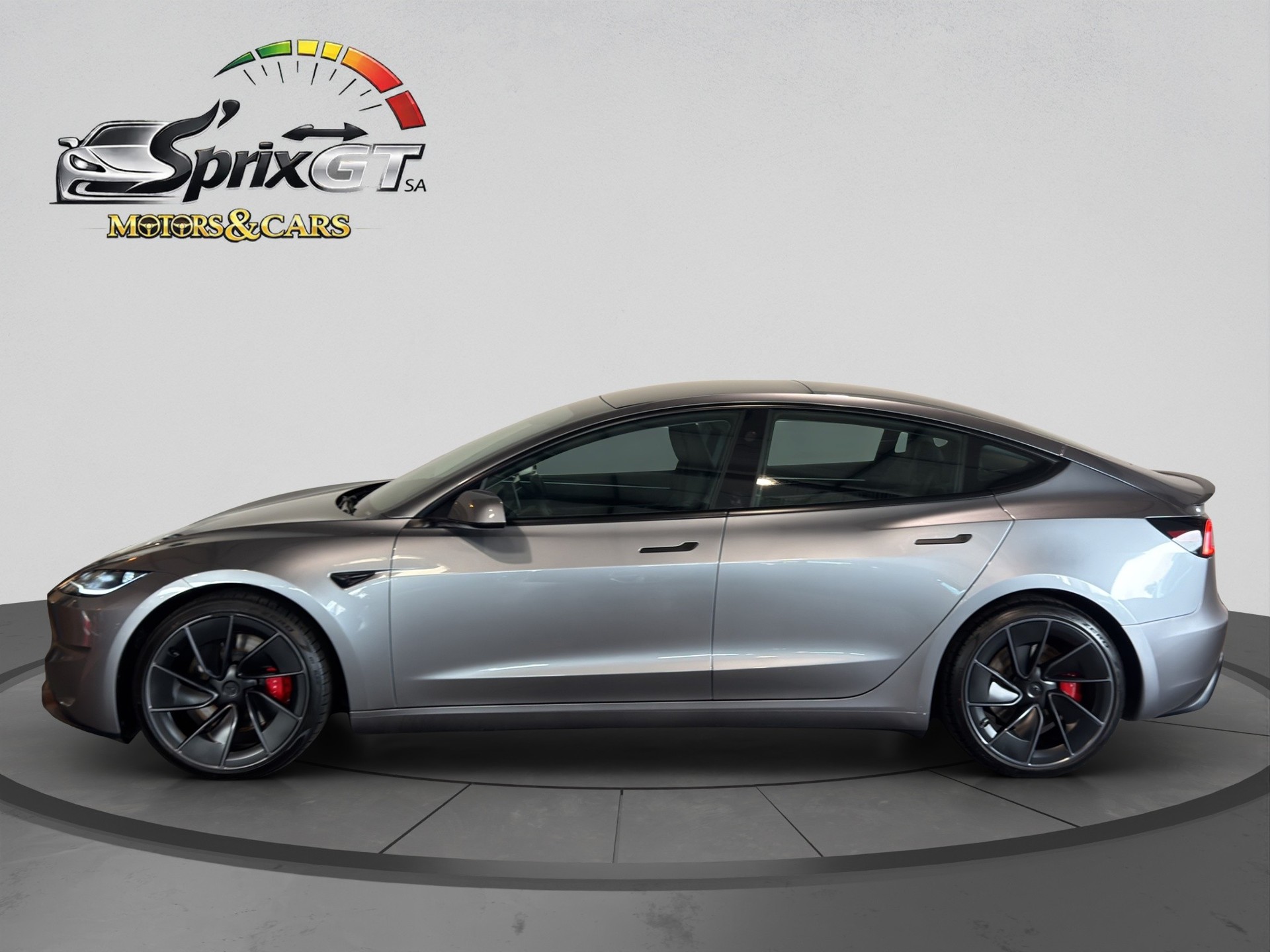 TESLA Model 3 Dual Motor Performance AWD-showroom-element-1