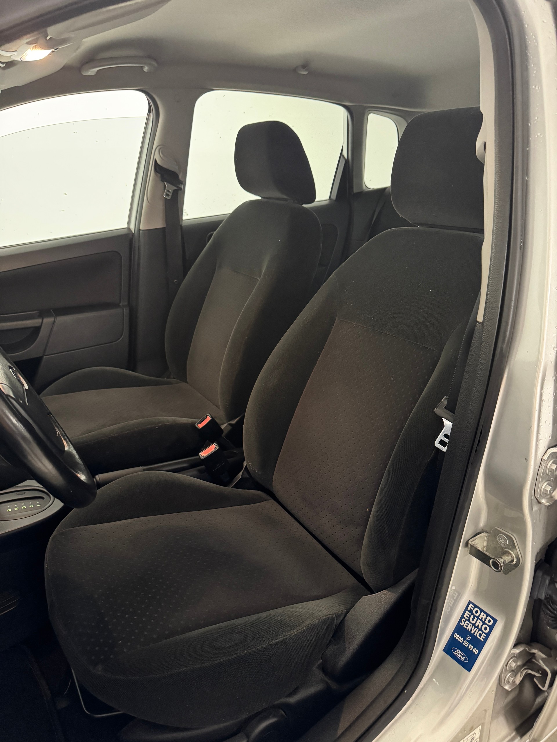 FORD Fiesta 1.6 16V Trend-image-6