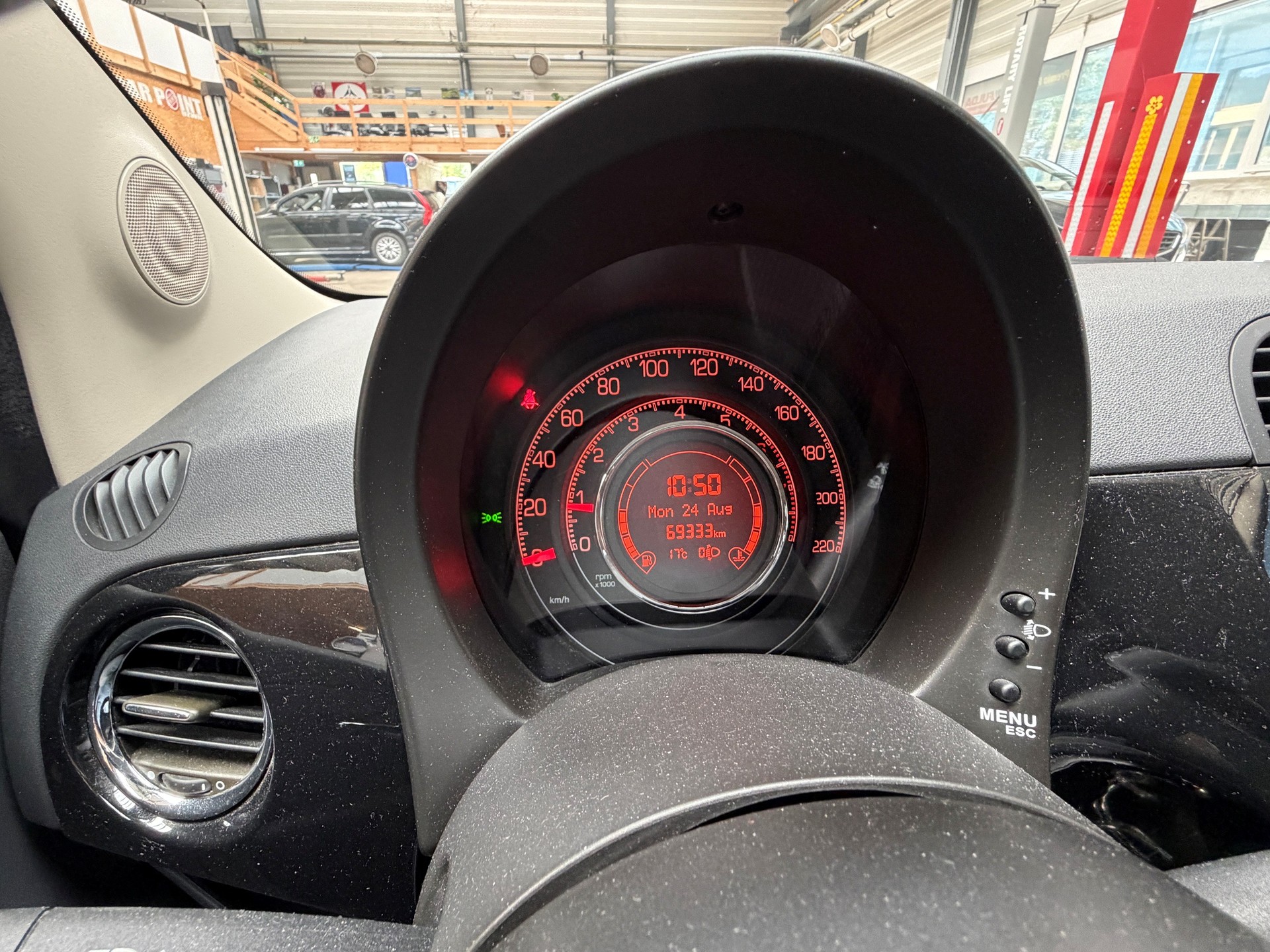 FIAT 500 1.4 16V Sport-image-10