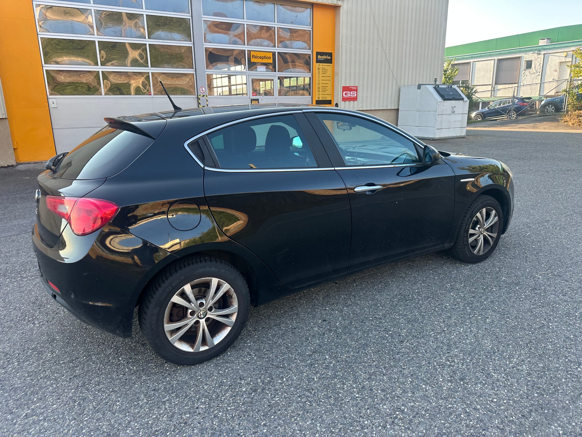 ALFA ROMEO Giulietta 1.4 T Distinctive-image-1