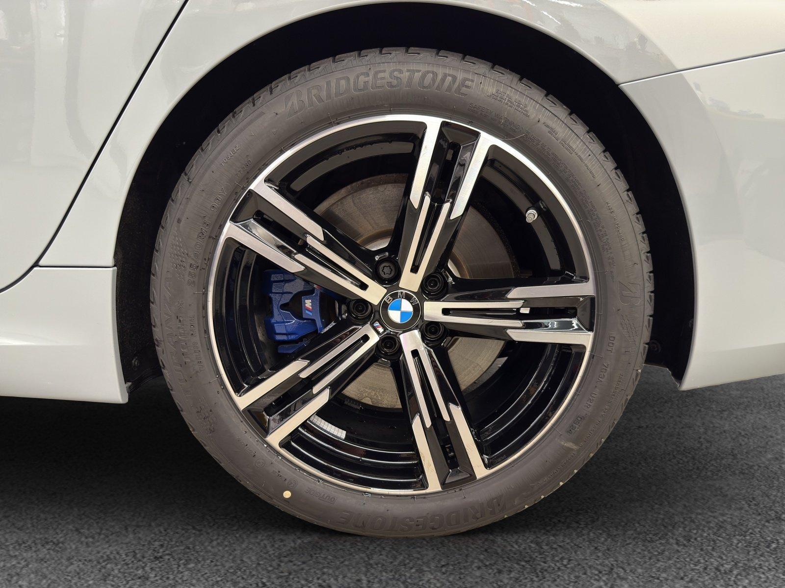 BMW 330d xDrive SAG Touring-image-8