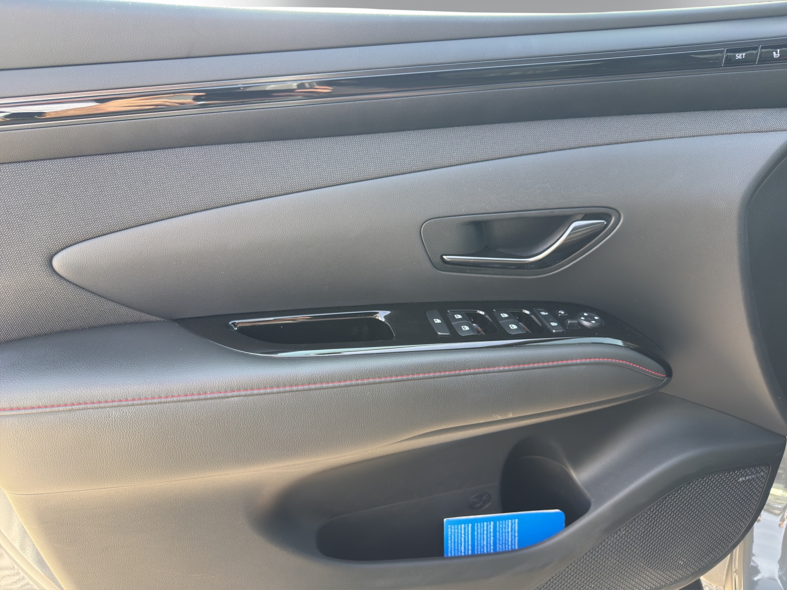 HYUNDAI Tucson 1.6HEV NLi LUX 4WD-image-7