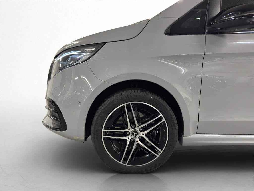 MERCEDES-BENZ V 300 d Exclusive Swiss Edition 4Matic Lang-image-7