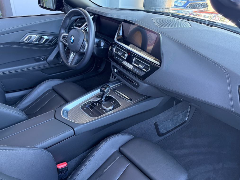 BMW Z4 sDrive 20i M Sport Steptronic-image-10
